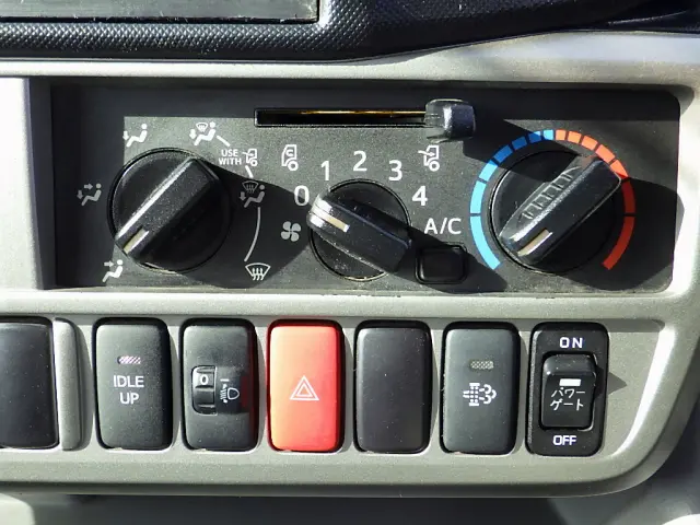 トヨタ ダイナ LDF-KDY231(2WD)の写真14