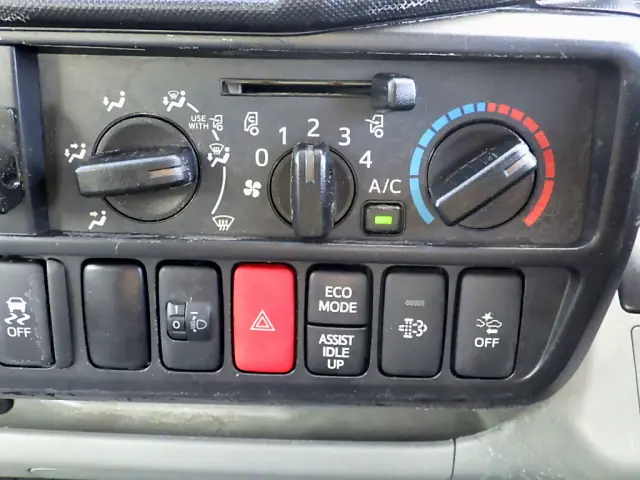 日野 デュトロ TKG-XZU675(4WD)の写真19