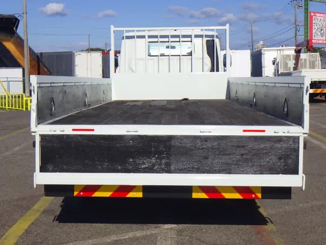 三菱 キャンター TPG-FED90(2WD)の写真28