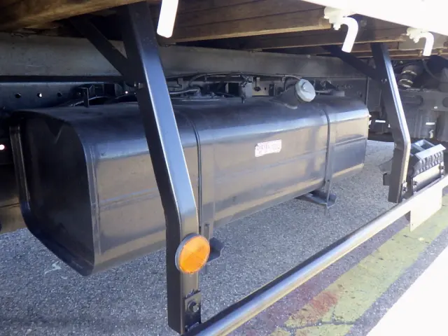 三菱 キャンター TPG-FED90(2WD)の写真35