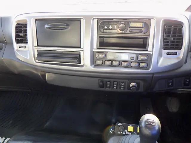 日野 レンジャー TKG-FD9JDAA(2WD)の写真8