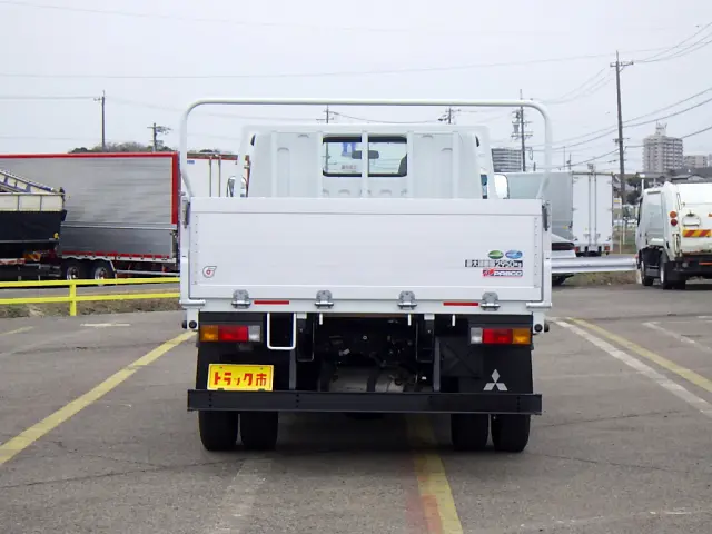 三菱 キャンター 2PG-FEAV0(2WD)の写真6