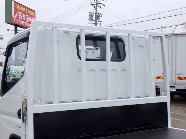 三菱 キャンター 2PG-FEAV0(2WD)の写真10