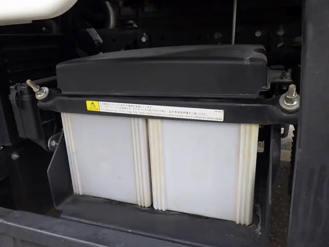 三菱 キャンター 2PG-FEAV0(2WD)の写真44