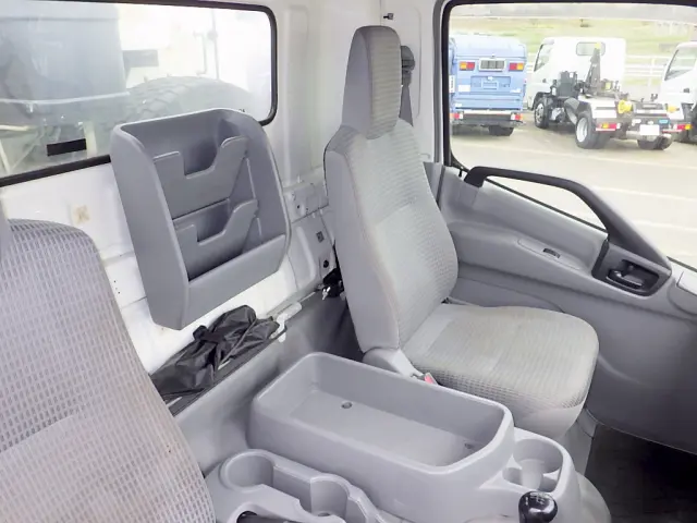 日野 デュトロ TKG-XZU710M(2WD)の写真22