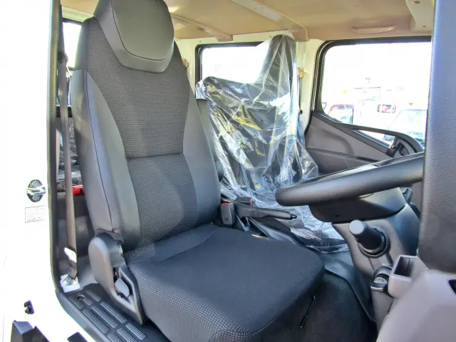 三菱 キャンター 2RG-FBA20(2WD)の写真14