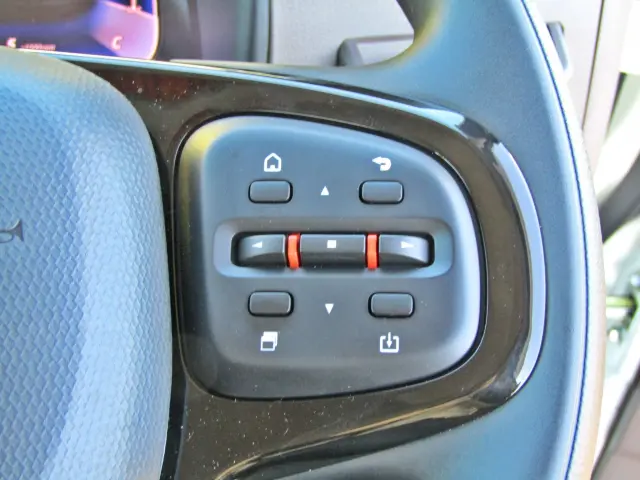 三菱 キャンター 2RG-FBA20(2WD)の写真22