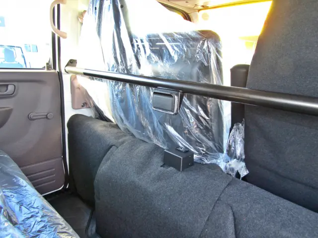 三菱 キャンター 2RG-FBA20(2WD)の写真26