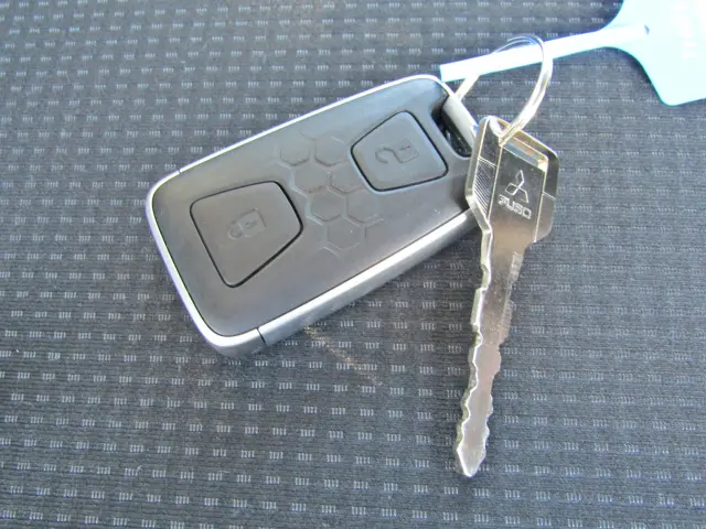 三菱 キャンター 2RG-FBA20(2WD)の写真30