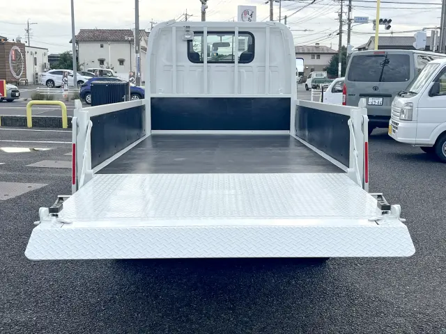 マツダ タイタン 2RG-LJR88A(2WD)の写真6