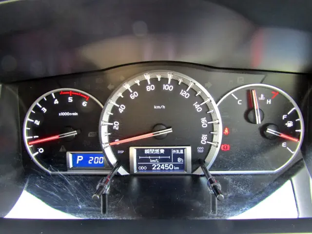 トヨタ ハイエースバン QDF-GDH201V(2WD)の写真37