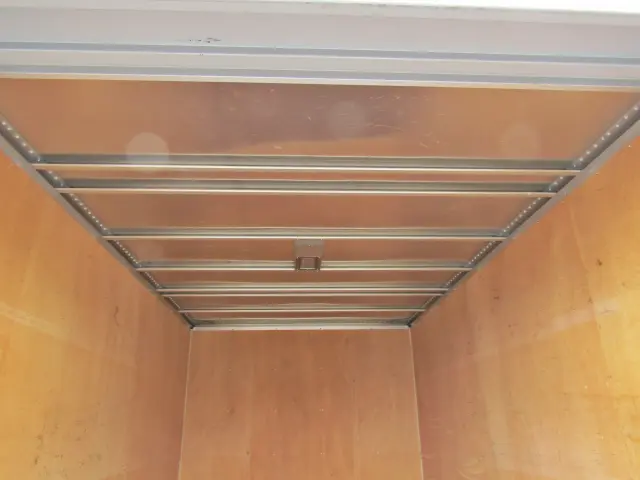 荷箱天井面|日産 アトラス CBF-SQ2F24(2WD)の写真12