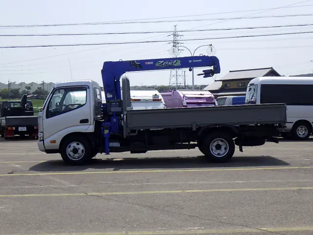 トヨタ ダイナ TKG-XZU650(2WD)の写真4