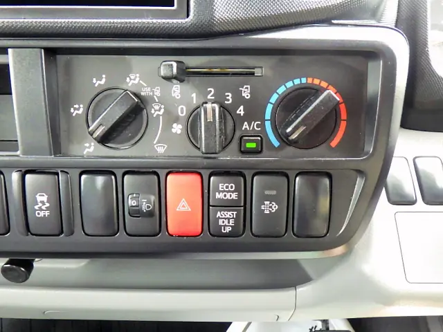 トヨタ ダイナ TKG-XZU650(2WD)の写真20