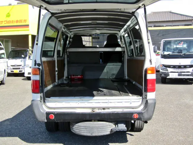 バックドアを開けるとこんな感じ♪|トヨタ ダイナ TKG-XZC605V(2WD)の写真7