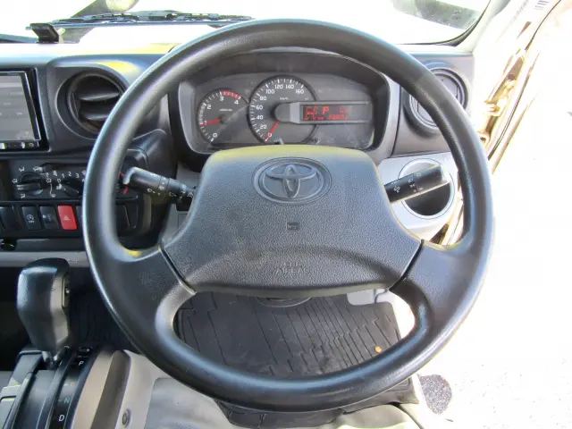 トヨタ ダイナ TKG-XZC605V(2WD)の写真17