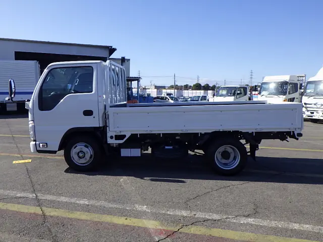 日産 アトラス 2RG-AHR88A(2WD)の写真4