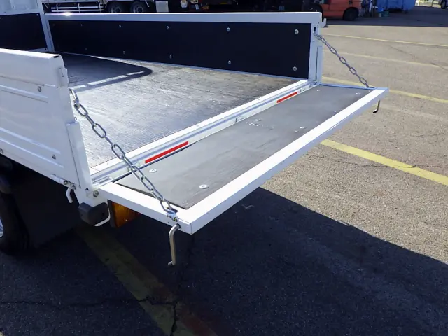 日産 アトラス 2RG-AHR88A(2WD)の写真40