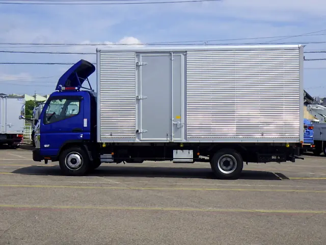 三菱 キャンター 2RG-FEB90(2WD)の写真4