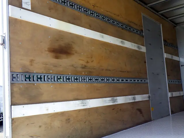 三菱 キャンター 2RG-FEB90(2WD)の写真8