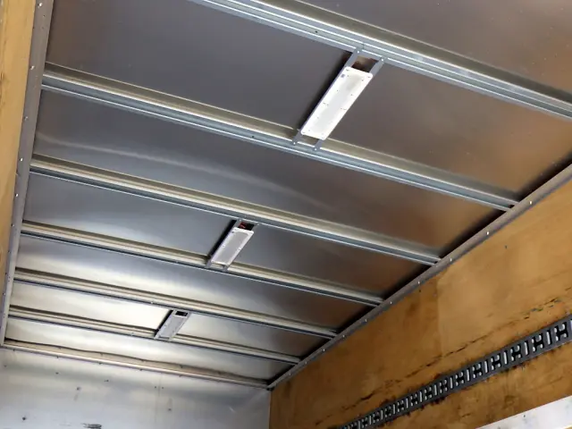 三菱 キャンター 2RG-FEB90(2WD)の写真10