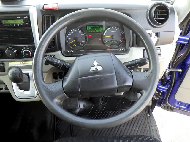 三菱 キャンター 2RG-FEB90(2WD)の写真14