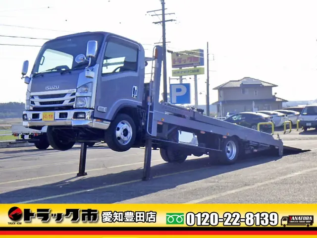 いすゞ エルフ 2RG-NPR88YN(2WD)の写真1