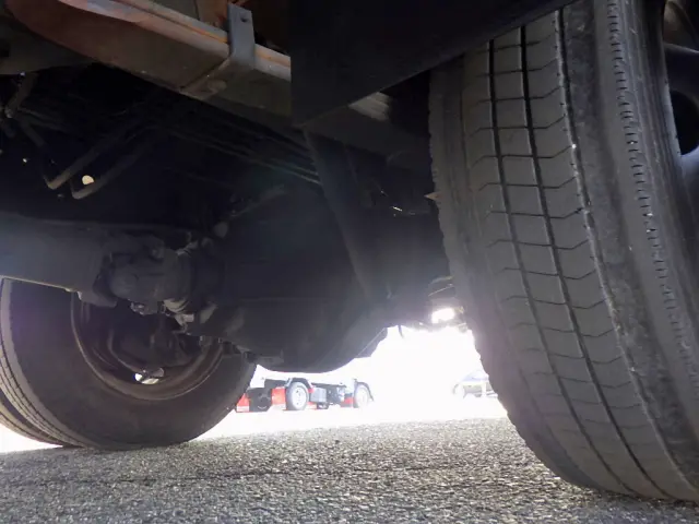 いすゞ エルフ 2RG-NPR88YN(2WD)の写真27