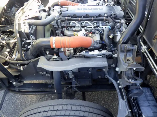 いすゞ エルフ 2RG-NPR88YN(2WD)の写真29