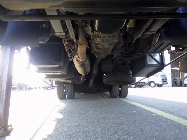 いすゞ エルフ 2RG-NPR88YN(2WD)の写真34