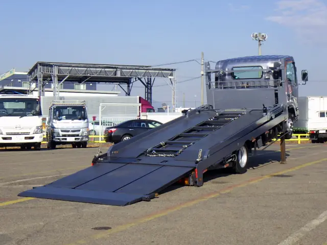 いすゞ エルフ 2RG-NPR88YN(2WD)の写真35