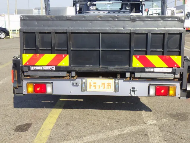 いすゞ エルフ 2RG-NPR88YN(2WD)の写真37