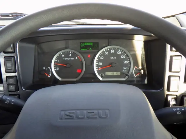 いすゞ エルフ 2RG-NPR88YN(2WD)の写真49