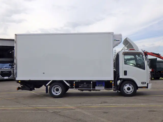 いすゞ エルフ TPG-NPR85AN(2WD)の写真5