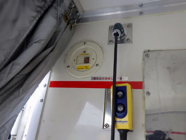 いすゞ エルフ TPG-NPR85AN(2WD)の写真12