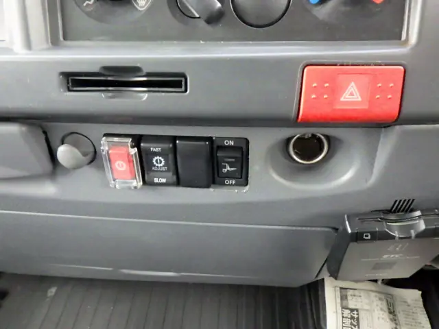 いすゞ エルフ TPG-NPR85AN(2WD)の写真27
