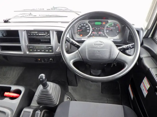 日野 レンジャー TKG-FD7JLAA(2WD)の写真19