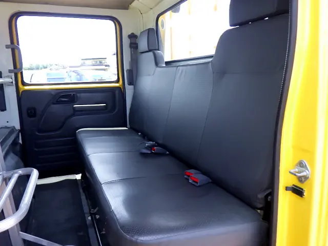 いすゞ エルフ TKG-NPR85AR(2WD)の写真12