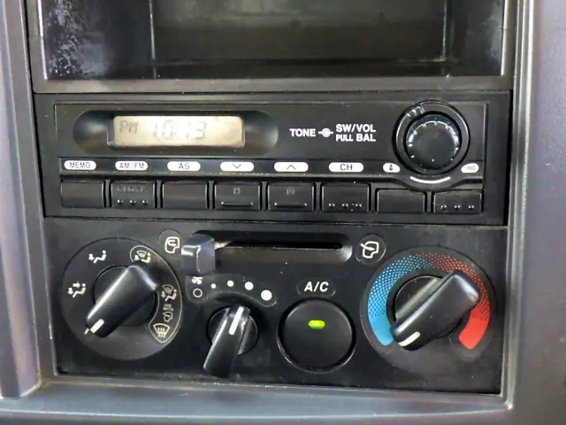 いすゞ エルフ TKG-NPR85AR(2WD)の写真16