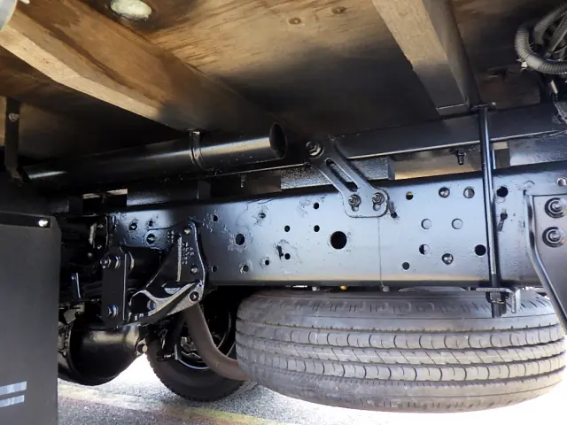 いすゞ エルフ TKG-NPR85AR(2WD)の写真25