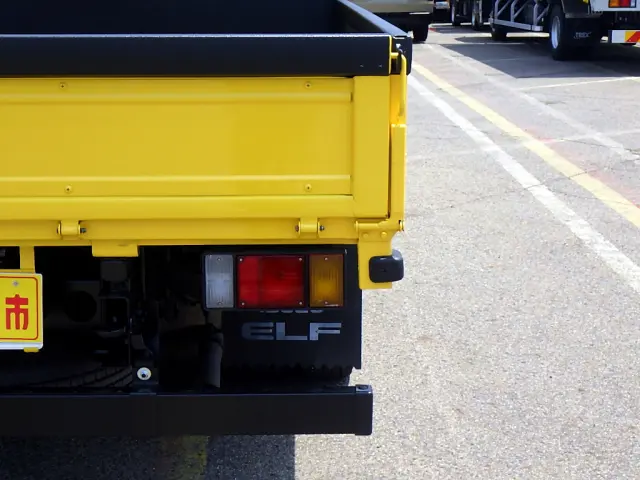 いすゞ エルフ TKG-NPR85AR(2WD)の写真39