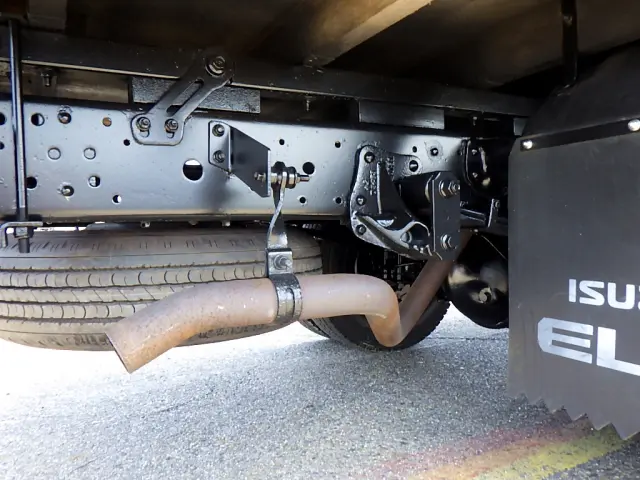 いすゞ エルフ TKG-NPR85AR(2WD)の写真45