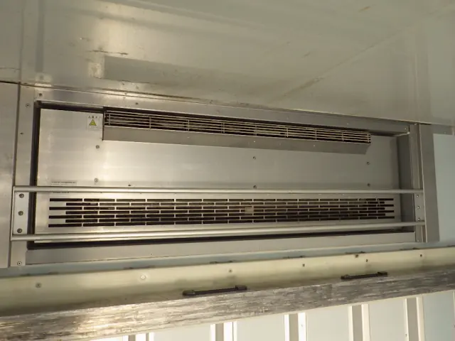 いすゞ フォワード 2PG-FRR90S2(2WD)の写真11