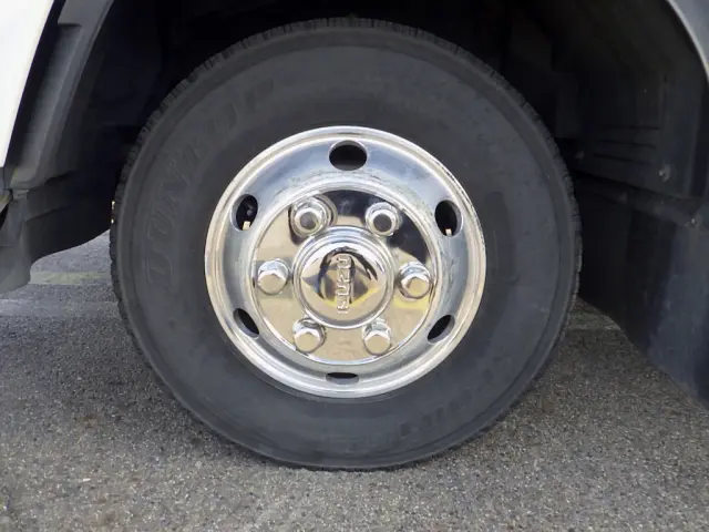 いすゞ フォワード 2PG-FRR90S2(2WD)の写真27