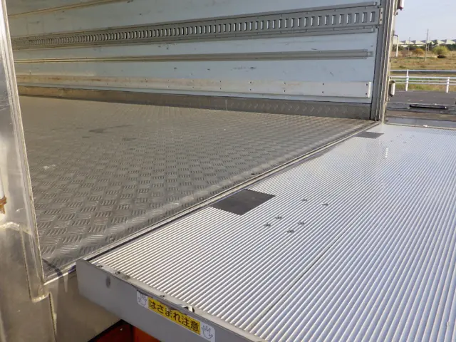 いすゞ フォワード 2PG-FRR90S2(2WD)の写真38