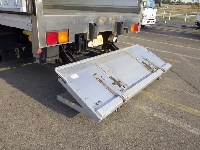 いすゞ フォワード 2PG-FRR90S2(2WD)の写真42