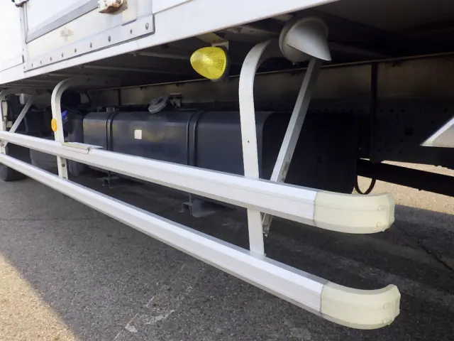 いすゞ フォワード 2PG-FRR90S2(2WD)の写真48