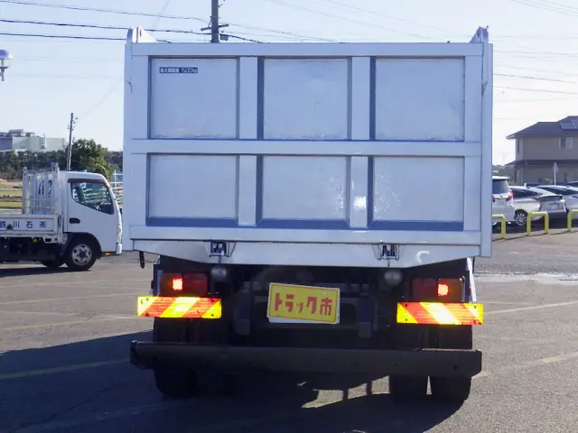 日野 レンジャー LKG-FE7JEAA(2WD)の写真6