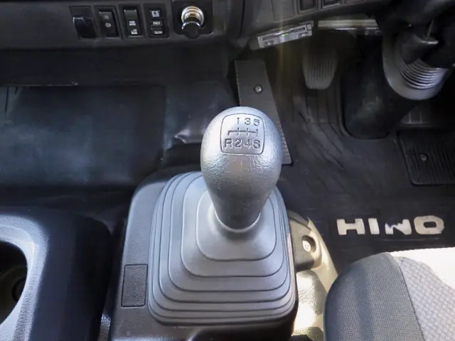 日野 レンジャー LKG-FE7JEAA(2WD)の写真14