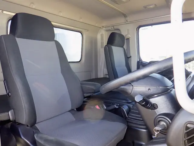 日野 レンジャー LKG-FE7JEAA(2WD)の写真40